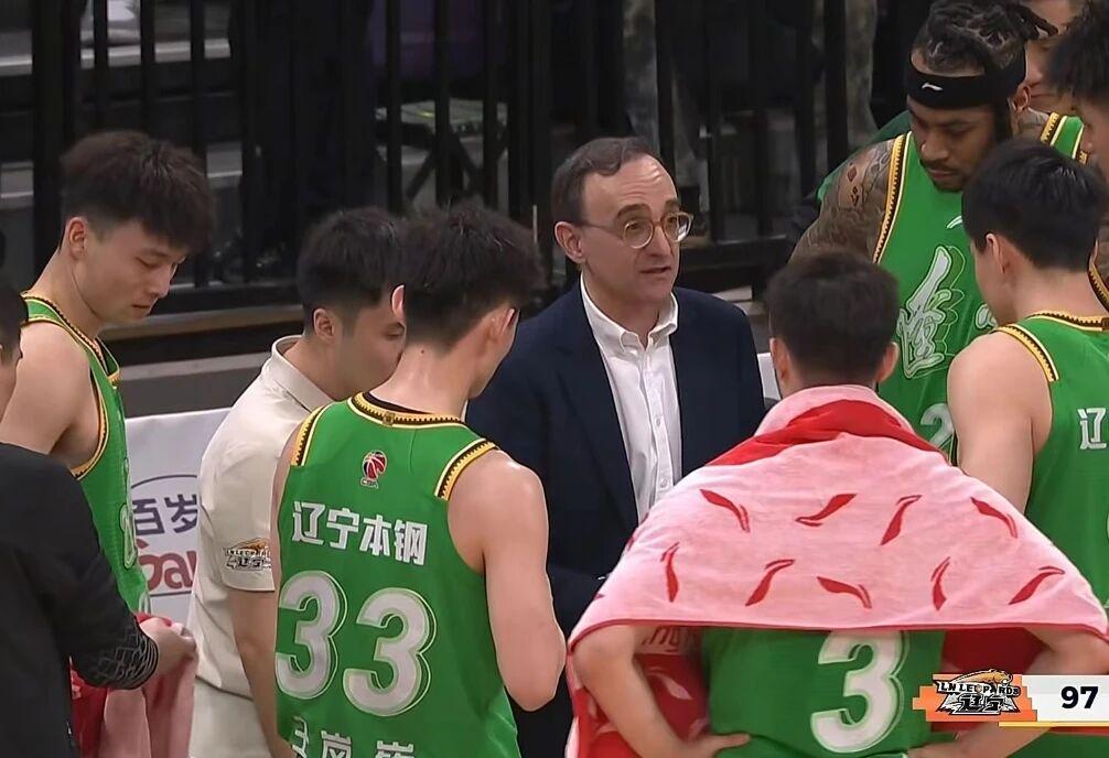 皇家西班牙人足球俱乐部通过其上海足球学院深化国际布局